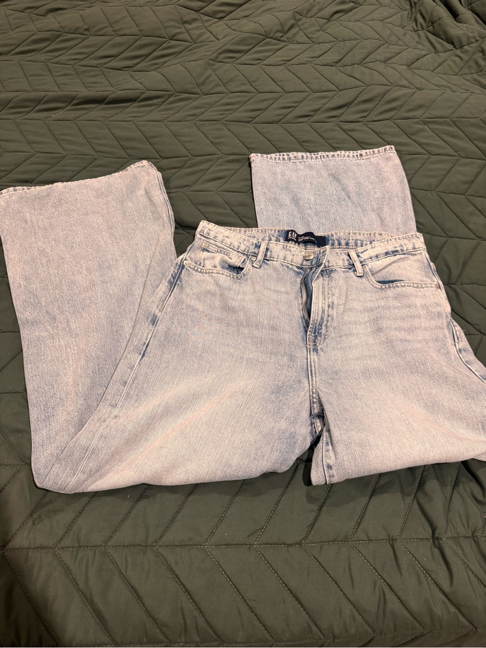 Light Wash women’s Jeans - Classic Straight Fit